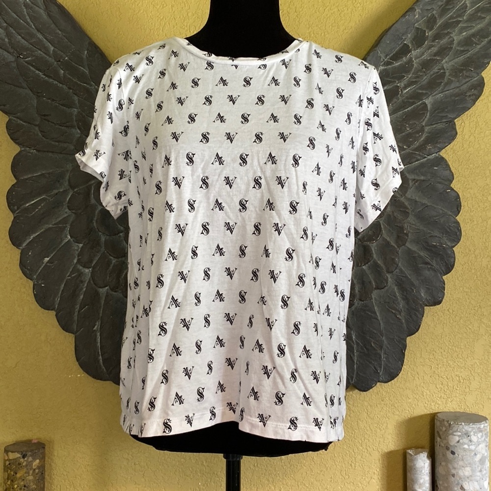 Victoria’s Secret Tee Shirt